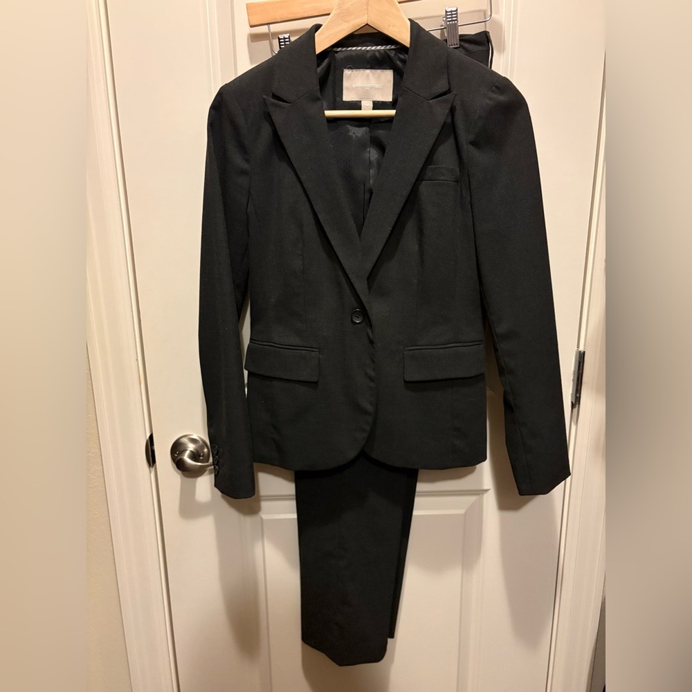 Banana Republic Black Women's Blazer & Pants Suit